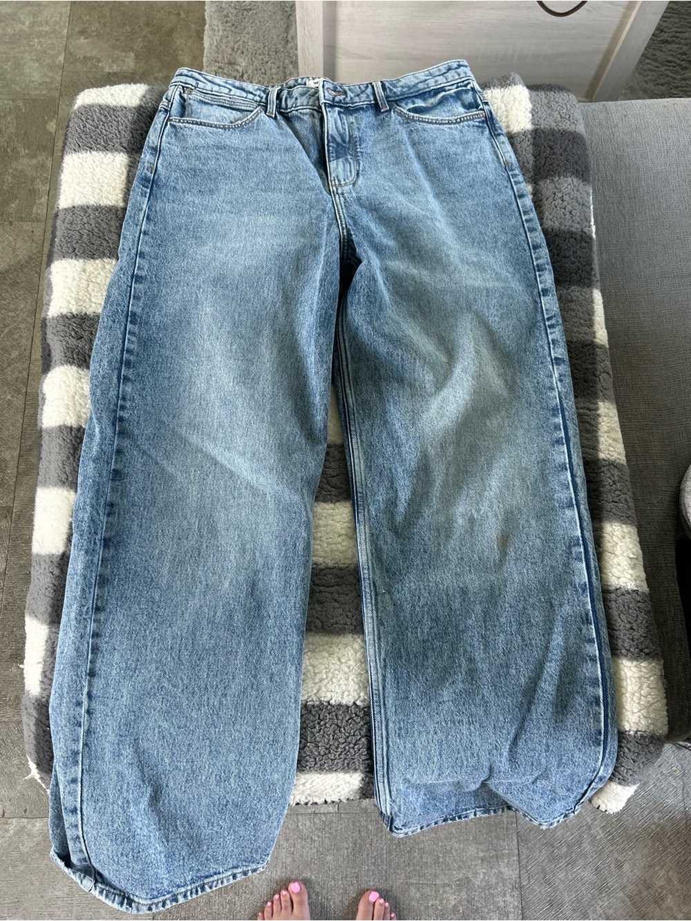 Wranglers Women’s Mid-Rise Loose Straight Jeans size 30